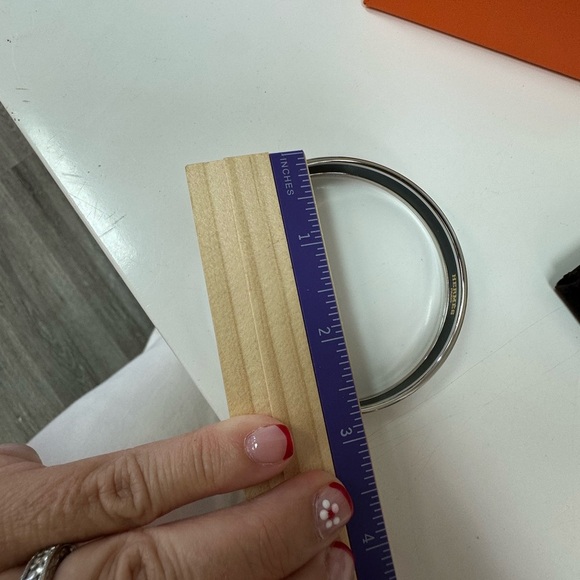 Hermès Enamel Bangle Bracelet with Box & Dust Bag - Picture 10 of 10